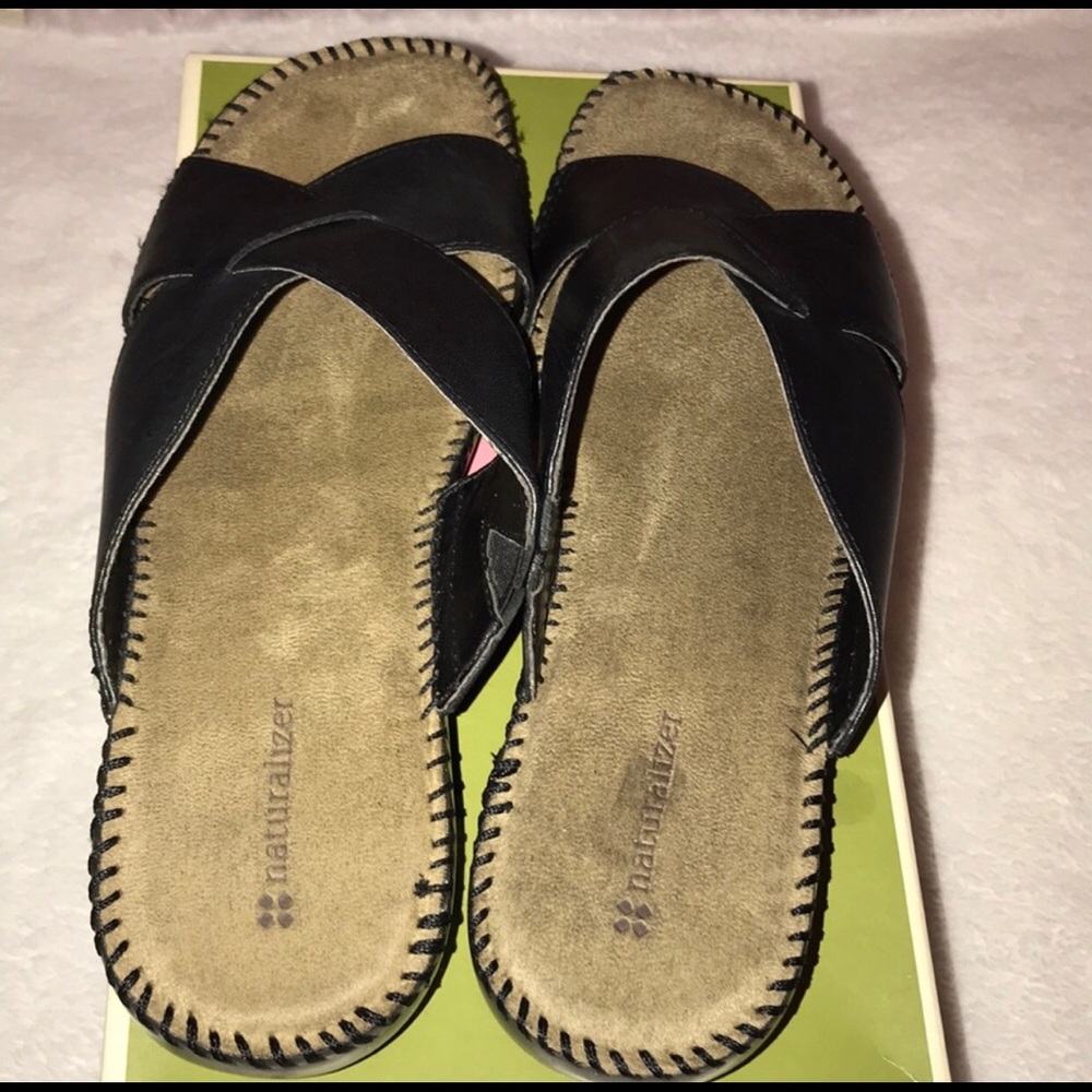 ✅ NWOT Naturalizer Shoes